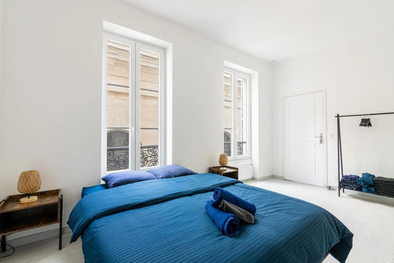 Daire Luxurious 2 Bedroom Avenue Des Champs-elysees Saint-philippe Du Roule Free Netflix *
