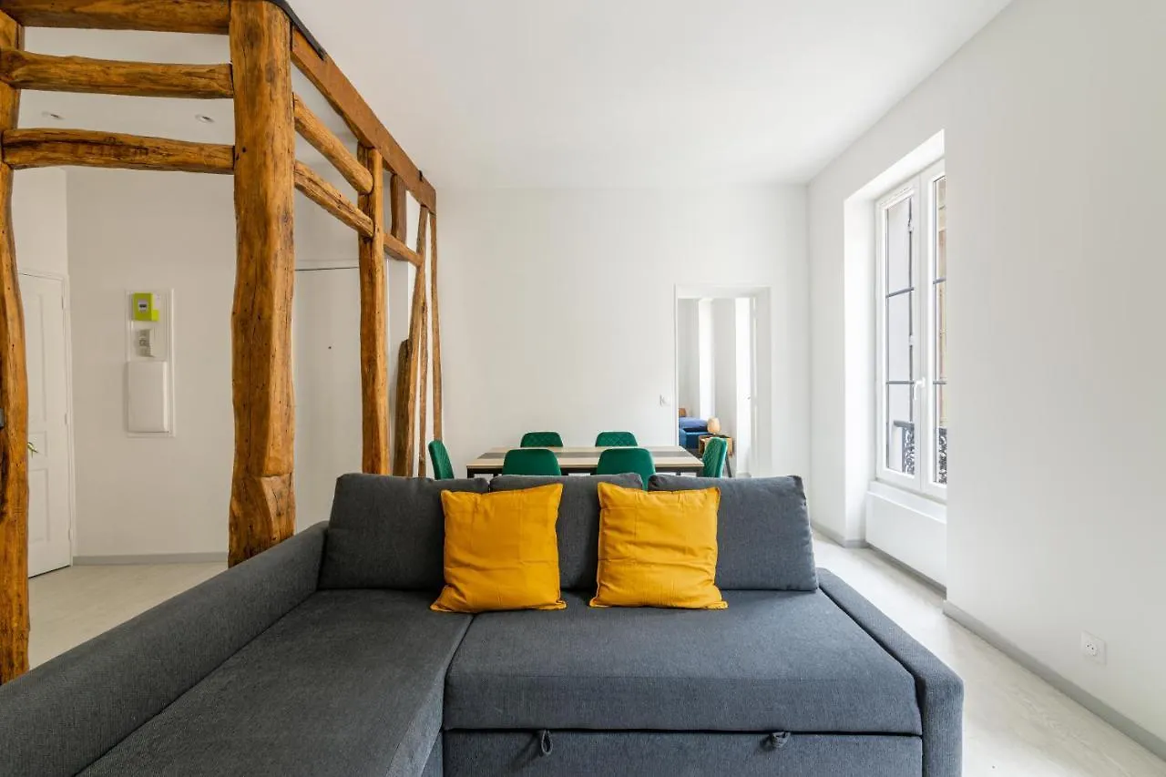דירה Luxurious 2 Bedroom Avenue Des Champs-elysees Saint-philippe Du Roule Free Netflix *