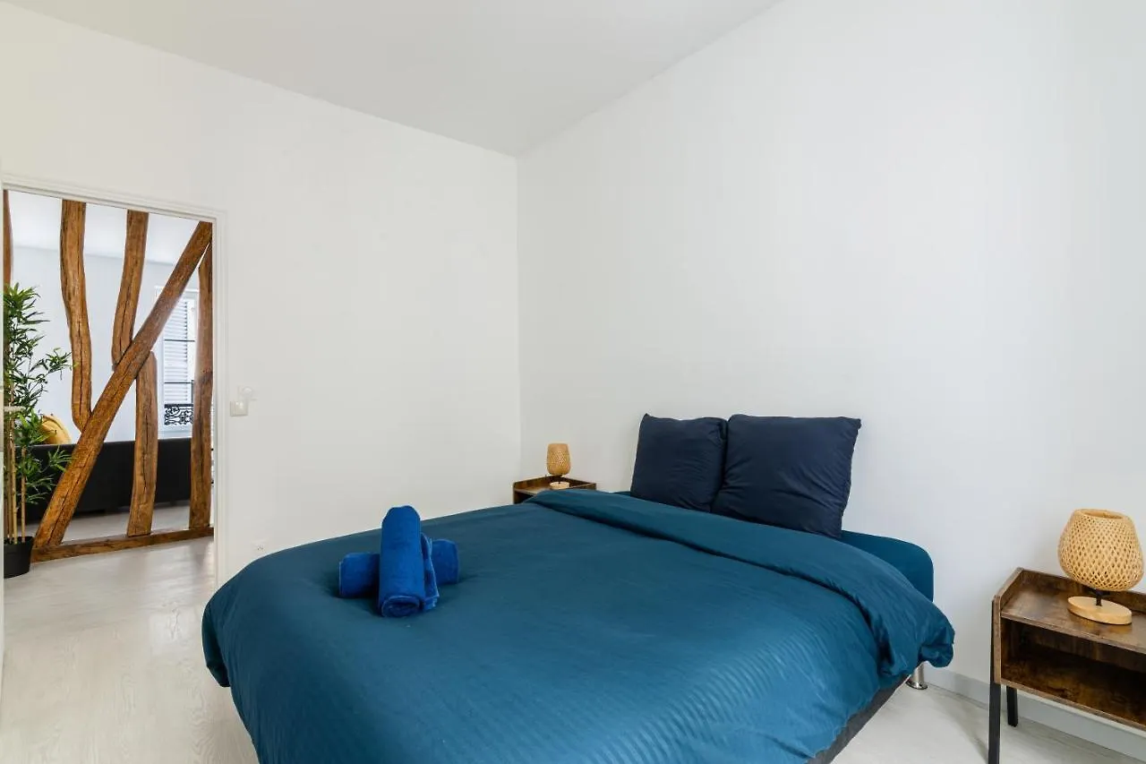 Luxurious 2 Bedroom Avenue Des Champs-elysees Saint-philippe Du Roule Free Netflix * Παρίσι